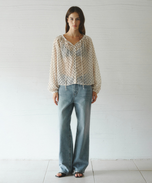 LENINA(レニーナ)の「PONY wide denim pants_BLUE(デニムパンツ・レディース・ブルー・SMALL/MEDIUM)」の1枚目の写真