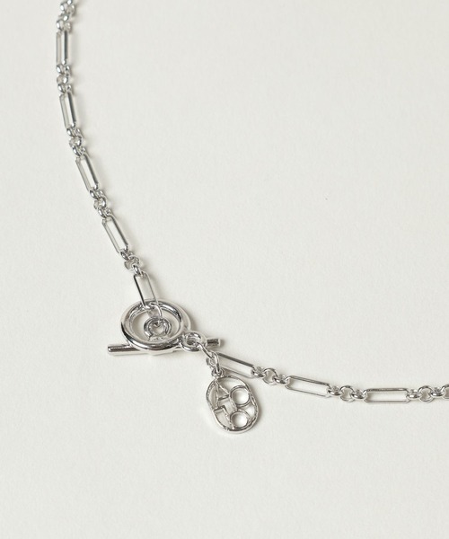 A part by（アパートバイ）の「Apbロゴチェーンネックレス（ネックレス・レディース・ゴールド/シルバー・FREE）」の4枚目の写真