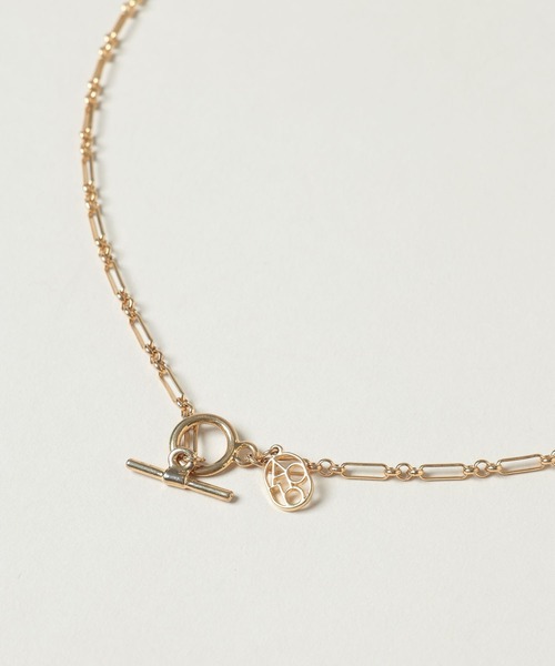 A part by（アパートバイ）の「Apbロゴチェーンネックレス（ネックレス・レディース・ゴールド/シルバー・FREE）」の7枚目の写真