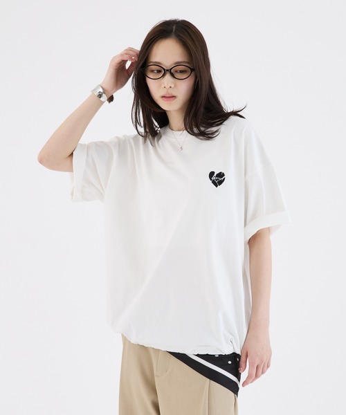 ONCILY(オンシェリー)の「26SS BROKEN HEART LOGO DRAW CODE T-SHIRT / ブロークンハートロゴドローコードTシャツ(Tシャツ/カットソー・メンズ・ホワイト系その他/ホワイト系その他2/ブラック系その他/ブラック・SMALL/MEDIUM/LARGE)」の11枚目の写真
