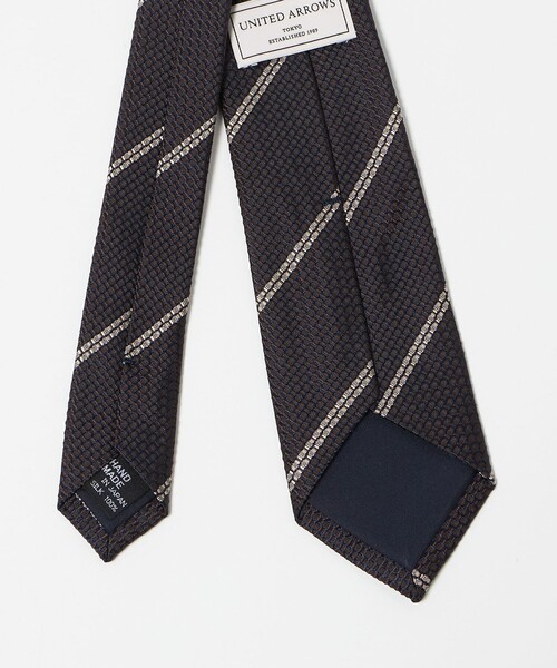 UNITED ARROWS（ユナイテッドアローズ）の「フレスコ ストライプ ネクタイ（ネクタイ・メンズ・ダークブラウン/パープル/ネイビー・FREE）」の5枚目の写真