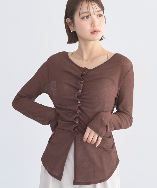 earth music&ecology（アースミュージックアンドエコロジー）の「【2026SS】シアーワッフルタックボタントップス（Tシャツ/カットソー・レディース・ブラウン/レッド/ライトグリーン/オフホワイト・FREE）」の3枚目の写真