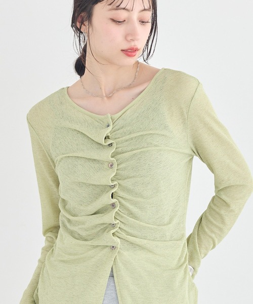 earth music&ecology（アースミュージックアンドエコロジー）の「【2026SS】シアーワッフルタックボタントップス（Tシャツ/カットソー・レディース・ブラウン/レッド/ライトグリーン/オフホワイト・FREE）」の5枚目の写真