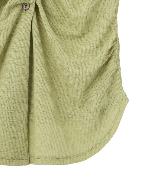 earth music&ecology（アースミュージックアンドエコロジー）の「【2026SS】シアーワッフルタックボタントップス（Tシャツ/カットソー・レディース・ブラウン/レッド/ライトグリーン/オフホワイト・FREE）」の18枚目の写真