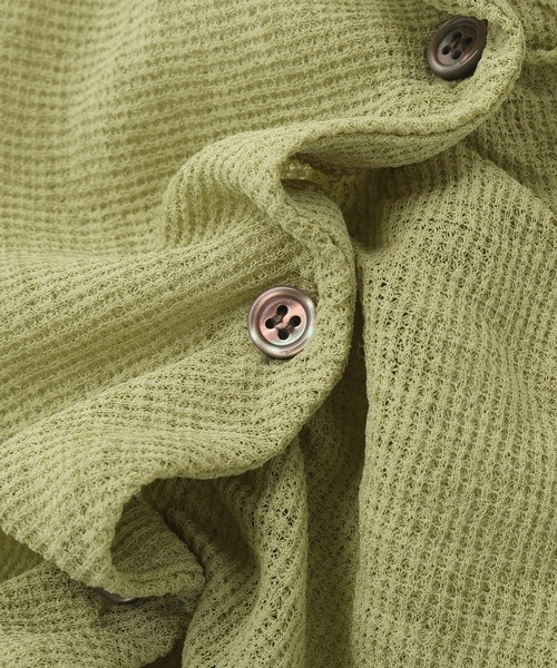 earth music&ecology（アースミュージックアンドエコロジー）の「【2026SS】シアーワッフルタックボタントップス（Tシャツ/カットソー・レディース・ブラウン/レッド/ライトグリーン/オフホワイト・FREE）」の19枚目の写真