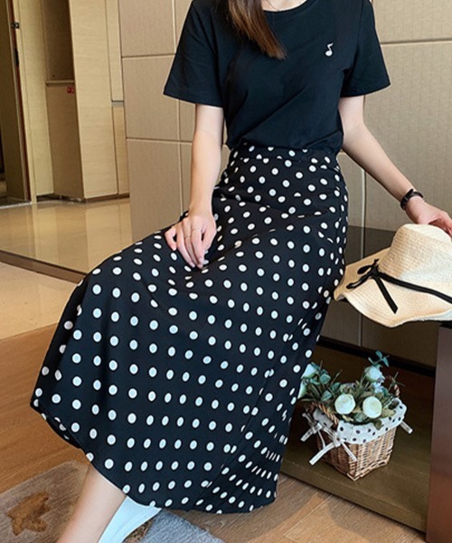 mielu(ミエル)の「ドットミモレスカート(スカート・レディース・ブラック/ホワイト・FREE)」の9枚目の写真