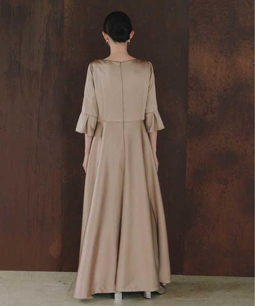 kaene（カエン）の「エクラサテンドレス【eneak】（ワンピース・レディース・ブラック/チャコール/モカ・M/L）」の5枚目の写真