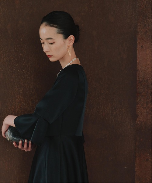 kaene（カエン）の「エクラサテンドレス【eneak】（ワンピース・レディース・ブラック/チャコール/モカ・M/L）」の14枚目の写真