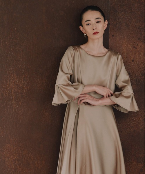 kaene(カエン)の「エクラサテンドレス【eneak マザーズドレス 結婚式 母親 親族】(ドレス・レディース・ブラック/チャコール/モカ・M/L/S)」の15枚目の写真