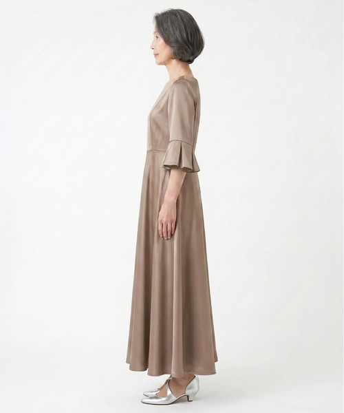 kaene(カエン)の「エクラサテンドレス【eneak マザーズドレス 結婚式 母親 親族】(ドレス・レディース・ブラック/チャコール/モカ・M/L/S)」の20枚目の写真