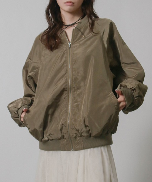 NYLAUS(ナイラス)の「【SG】シャーリングMA-1ブルゾン ロングMA-1(MA-1・レディース・アイボリー/ブラック/カーキ・L/M)」の3枚目の写真