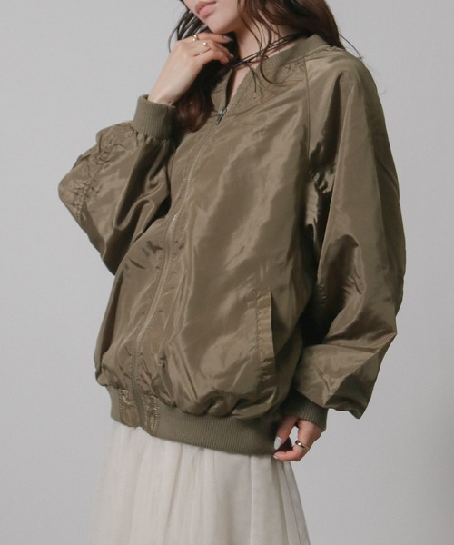 NYLAUS(ナイラス)の「【SG】シャーリングMA-1ブルゾン ロングMA-1(MA-1・レディース・アイボリー/ブラック/カーキ・L/M)」の4枚目の写真