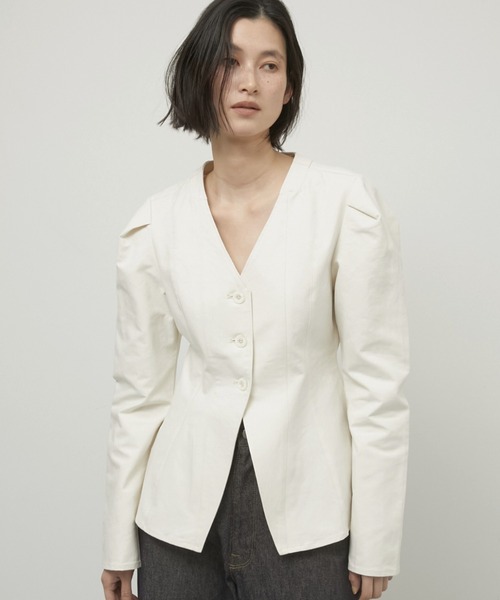 LA PEAU DE GEM（ラポドゥジェム）の「【LA PEAU DE GEM】shape no collar jacket/シェイプノーカラージャケット（ノーカラージャケット・レディース・アイボリー/ブラック・FREE）」の3枚目の写真