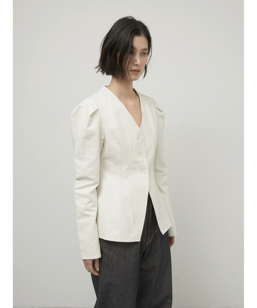 LA PEAU DE GEM（ラポドゥジェム）の「【LA PEAU DE GEM】shape no collar jacket/シェイプノーカラージャケット（ノーカラージャケット・レディース・アイボリー/ブラック・FREE）」の4枚目の写真
