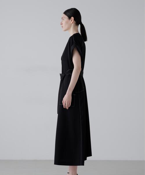 ADORE(アドーア)の「◆ドライストレッチツイルワンピース(ワンピース・レディース・ブラック/ベージュ・38)」の11枚目の写真
