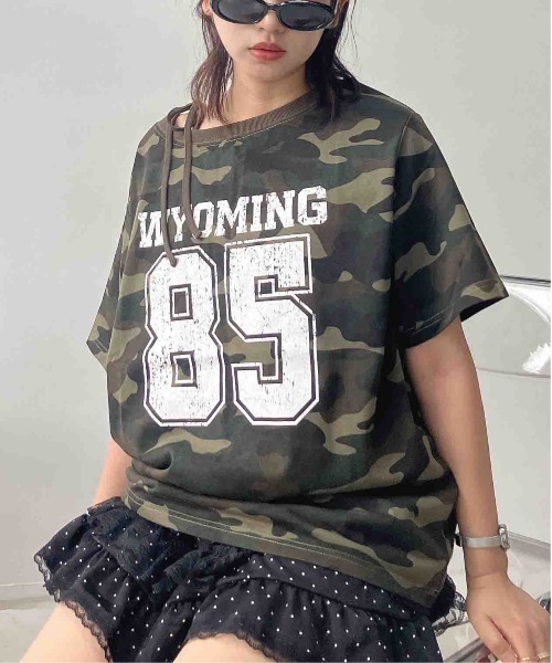 AS KNOW AS plus(アズノゥアズプラス)の「〇ワンショル 2WAYリボン半袖プルオーバー(Tシャツ/カットソー・レディース・オートミール/カモフラージュ/ブラック/グレー系/グリーン系その他/アイボリー系・FREE)」の5枚目の写真