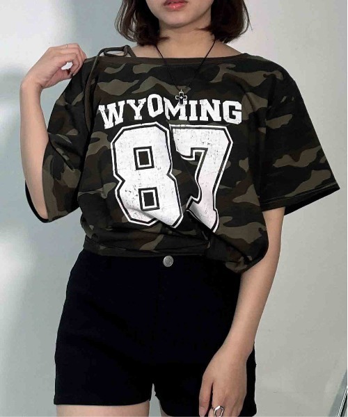 AS KNOW AS plus(アズノゥアズプラス)の「〇ワンショル 2WAYリボン半袖プルオーバー(Tシャツ/カットソー・レディース・オートミール/カモフラージュ/ブラック/グレー系/グリーン系その他/アイボリー系・FREE)」の17枚目の写真
