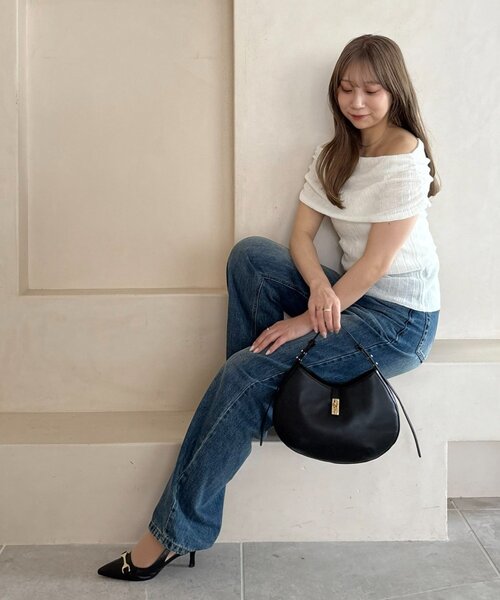 gemeil(ジェムイル)の「【MIZUKI企画】オフショルダーリブトップス (LA-341)(Tシャツ/カットソー・レディース・ブラック/ホワイト/ベージュ・FREE)」の7枚目の写真