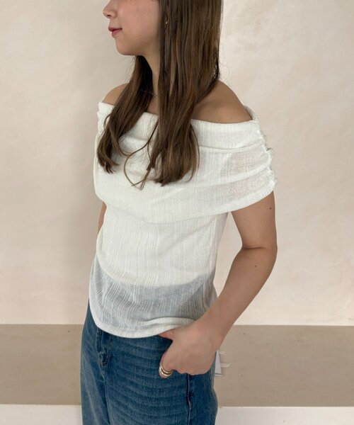 gemeil(ジェムイル)の「【MIZUKI企画】オフショルダーリブトップス (LA-341)(Tシャツ/カットソー・レディース・ブラック/ホワイト/ベージュ・FREE)」の9枚目の写真