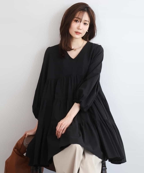 MK MICHEL KLEIN（エムケーミッシェルクラン）の「[洗える]Vネックコットンシフォンチュニックブラウス（シャツ/ブラウス・レディース・ブラック/ブルー・38）」の3枚目の写真