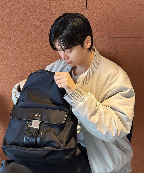 セール】BUCKLE STRAP HOBO BACKPACK（バックパック/リュック 