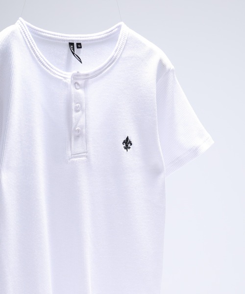 bike star(バイクスター)の「BIKE STAR ワンポイント刺繍ワッフルジャストフィットヘンリーネックT 半袖(Tシャツ/カットソー・メンズ・ブラック/ホワイト/チャコール/レッド・S/M/L)」の8枚目の写真