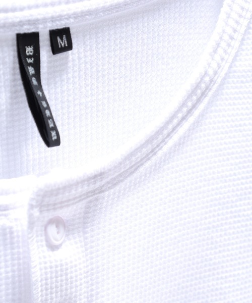 bike star(バイクスター)の「BIKE STAR ワンポイント刺繍ワッフルジャストフィットヘンリーネックT 半袖(Tシャツ/カットソー・メンズ・ブラック/ホワイト/チャコール/レッド・S/M/L)」の14枚目の写真