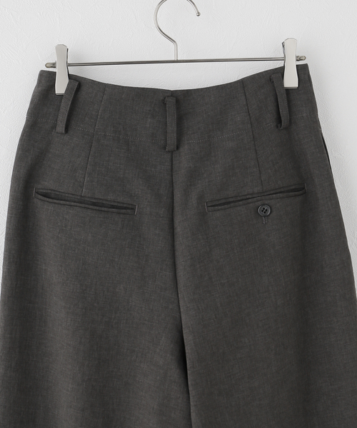 JOURNAL STANDARD(ジャーナルスタンダード)の「ハイウエストタックワイドパンツ(その他パンツ・レディース・チャコールグレー/ベージュ・38/36)」の9枚目の写真
