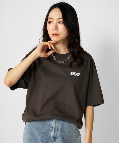 Ocean Pacific(オーシャンパシフィック)の「【OP:オーピー】レディースカレッジロゴコットンTシャツ バックプリント(Tシャツ/カットソー・レディース・チャコールグレー/ピンク・LARGE/X-LARGE/MEDIUM)」の1枚目の写真