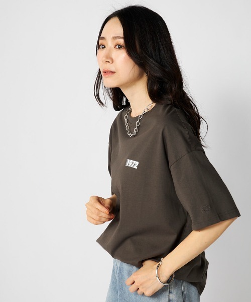 Ocean Pacific(オーシャンパシフィック)の「【OP:オーピー】レディースカレッジロゴコットンTシャツ バックプリント(Tシャツ/カットソー・レディース・チャコールグレー/ピンク・LARGE/X-LARGE/MEDIUM)」の8枚目の写真
