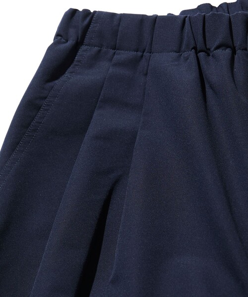 FREAK'S STORE（フリークスストア）の「限定展開 Drymix(R)/ドライミックス ワイドシルエット タック カーブパンツ/速乾/UVカット（その他パンツ・メンズ・ベージュ/ネイビー/チャコールグレー/ブラック・SMALL/MEDIUM/LARGE）」の8枚目の写真