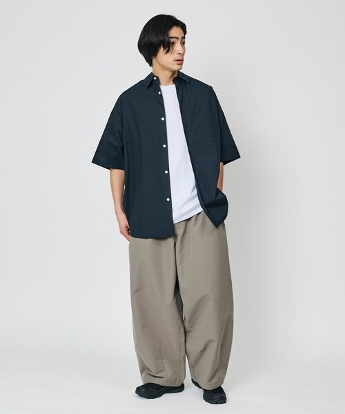 FREAK'S STORE（フリークスストア）の「限定展開 Drymix(R)/ドライミックス ワイドシルエット タック カーブパンツ/速乾/UVカット（その他パンツ・メンズ・ベージュ/ネイビー/チャコールグレー/ブラック・SMALL/MEDIUM/LARGE）」の19枚目の写真