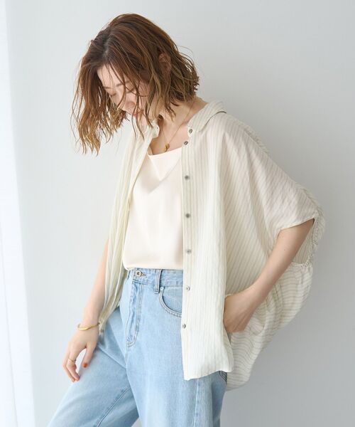 YECCA VECCA（イェッカヴェッカ）の「ストライプ柄シャツ（シャツ/ブラウス・レディース・アイボリー/ブラウン・FREE）」の16枚目の写真