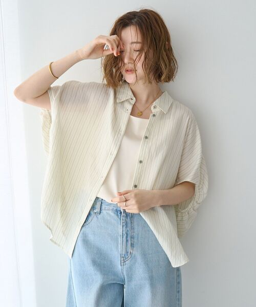 YECCA VECCA（イェッカヴェッカ）の「ストライプ柄シャツ（シャツ/ブラウス・レディース・アイボリー/ブラウン・FREE）」の18枚目の写真
