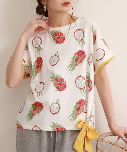 KILKI(キルキー)の「kilki リボン付き総柄フェイクレイヤードカットソー 半袖(Tシャツ/カットソー・レディース・グレー系その他2/ホワイト系その他3/グレー系その他3・FREE)」の2枚目の写真