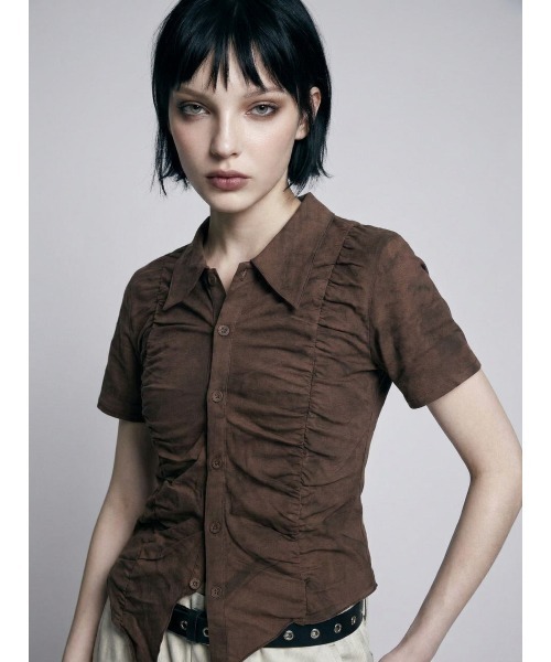 TAJEN:T(タジェント)の「【TAJEN:T】SHIRRING CUT & SEW SHIRT/シャーリングカットソーシャツ(Tシャツ/カットソー・レディース・アイボリー/ブラック/ブラウン・FREE)」の1枚目の写真