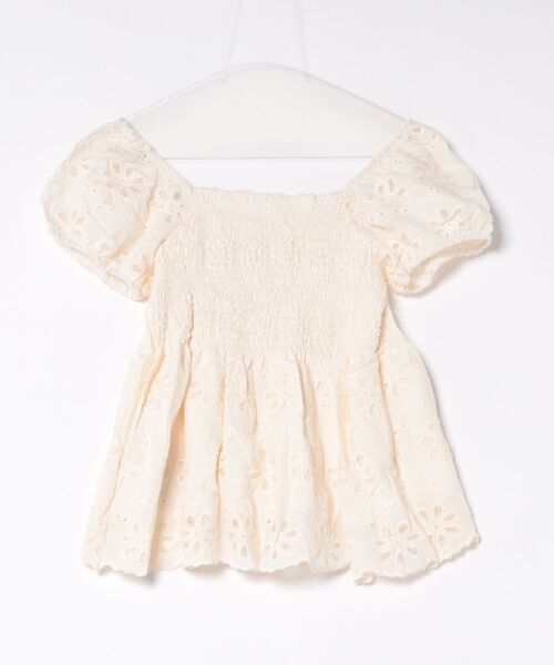 Anely(アネリー)の「Anely コットン アイレット フラワー ペプラム ブラウス(シャツ/ブラウス・レディース・ブルー/アイボリー・FREE)」の17枚目の写真