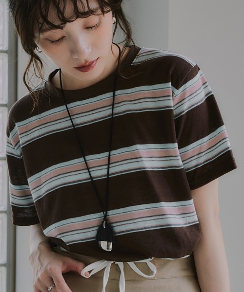 210nouve（トゥージュヌーブ）の「配色 マルチボーダー シアー Tシャツ（Tシャツ/カットソー・レディース・ブラウン/ピンク/ネイビー・FREE）」の6枚目の写真