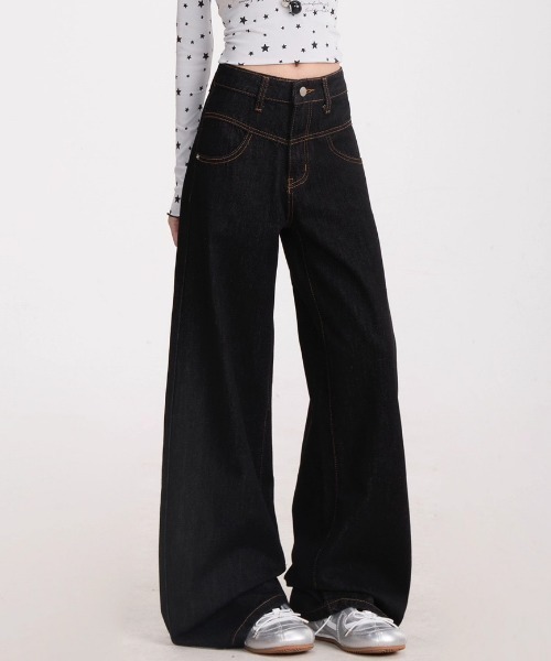 NANEA（ナネア）の「スタープリント ワイドバギーデニム（デニムパンツ・レディース・ブラック・SMALL/MEDIUM）」の2枚目の写真