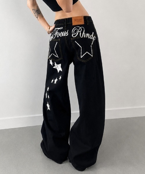 NANEA（ナネア）の「スタープリント ワイドバギーデニム（デニムパンツ・レディース・ブラック・SMALL/MEDIUM）」の9枚目の写真