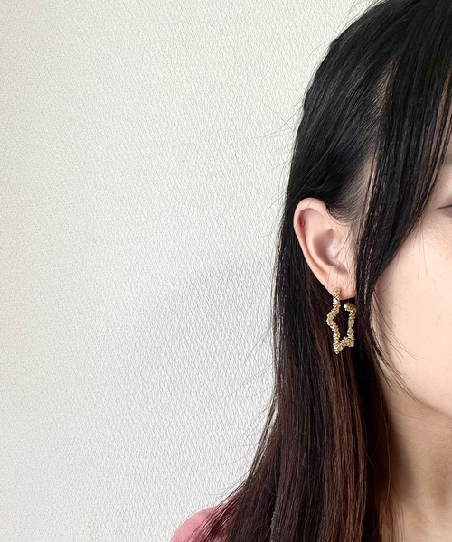 tunee（チュニー）の「星型ピアス(hsyd)（ピアス（両耳用）・レディース・ゴールド・FREE）」の4枚目の写真