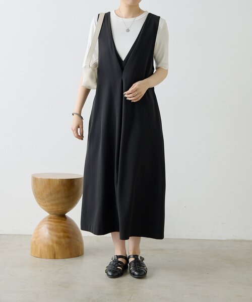 ear PAPILLONNER(イアパピヨネ)の「ベスト風ダブルVネックワンピース【SUM1 STYLE】(ワンピース・レディース・ブラック・FREE)」の17枚目の写真
