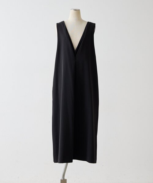 ear PAPILLONNER(イアパピヨネ)の「ベスト風ダブルVネックワンピース【SUM1 STYLE】(ワンピース・レディース・ブラック・FREE)」の10枚目の写真