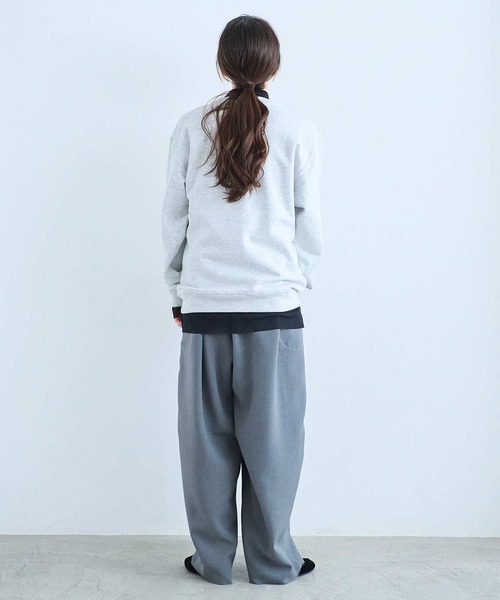 I am I in fact...（アイアムアイインファクト）の「U＝B SWEAT SHIRT（スウェット・レディース・グレー・FREE）」の13枚目の写真