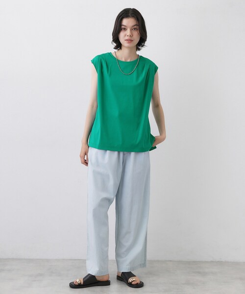 Dessin(デッサン)の「【接触冷感/UVカット】美光沢ノースリーブカットソー(Tシャツ/カットソー・レディース・ブラック/ホワイト系/レンガ/キャメル/グリーン/ブルー・02/01/03)」の17枚目の写真