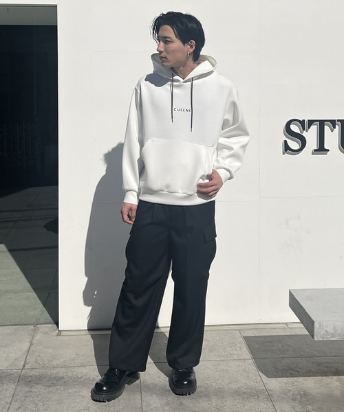 CULLNI(クルニ)の「【CULLNI】CULLNI Logo Embroidery Hoodie(パーカー・メンズ・ブラック/ホワイト・1/2)」の11枚目の写真