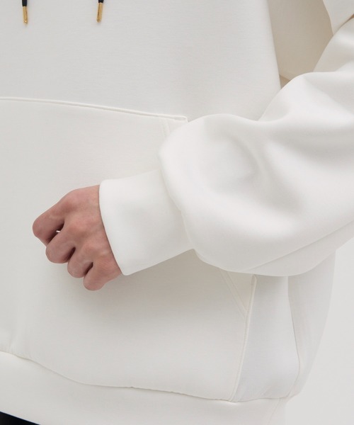 CULLNI(クルニ)の「【CULLNI】CULLNI Logo Embroidery Hoodie(パーカー・メンズ・ブラック/ホワイト・1/2)」の18枚目の写真