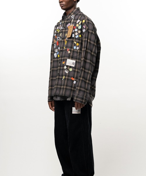 Maison MIHARA YASUHIRO(メゾンミハラヤスヒロ)の「Price Tag Sticker Printed Check Shirt(シャツ/ブラウス・メンズ・ブラウン/ブラック・44)」の9枚目の写真