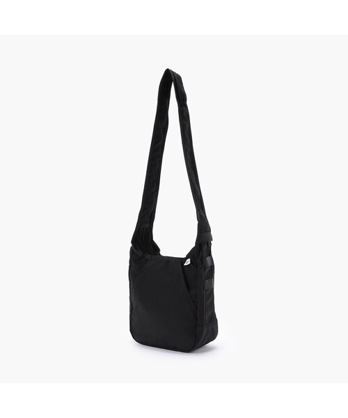 BRIEFING(ブリーフィング)の「HOBO BAG TALL S(ショルダーバッグ・メンズ・ブラック・FREE)」の2枚目の写真