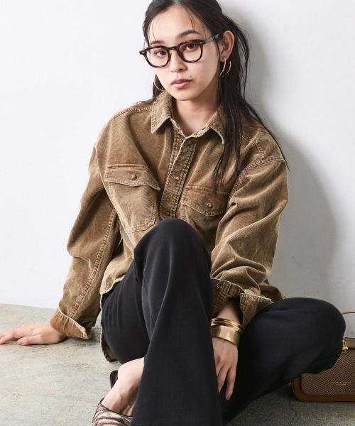 CHIC STYLE（シックスタイル）の「硫化染コーデュロイシャツ＜大きいサイズ有＞シックスタイル（シャツ/ブラウス・レディース・ブラック/モカ/ブルー・3L/LL/L/M/5L/4L）」の3枚目の写真
